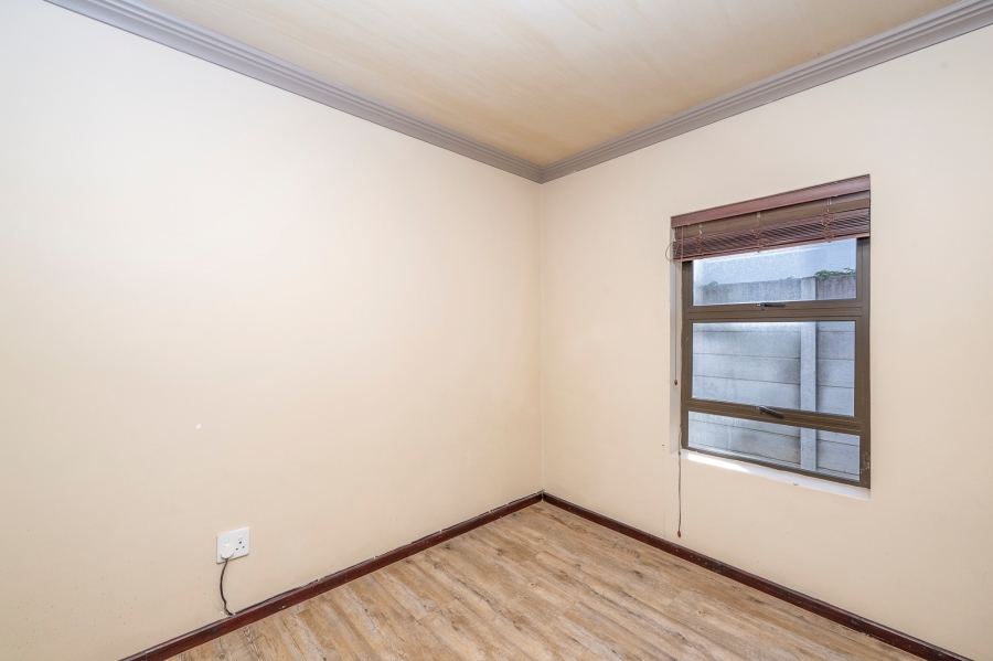4 Bedroom Property for Sale in Sonkring Western Cape